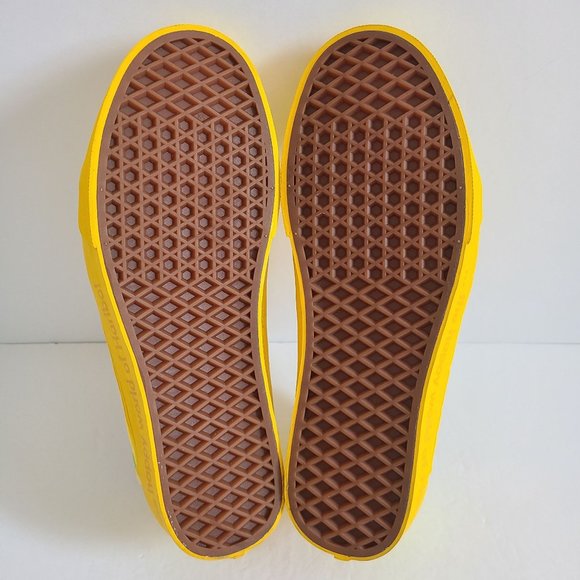 NEW Vans X Haribo Gummy Bear Old Skool V Shoes Size Mens 8 Womens 9.5 Yellow - Picture 6 of 7